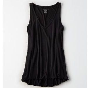 AE v-neck tank top